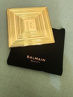 Balmain Beauty Compact Gold Tone Logo Pocket Mirror In Velvet Pouch New Novelty